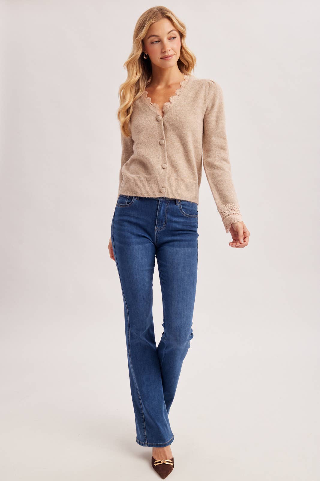 EYELASH LACE TRIM V-NECK KNIT PUFF SLEEVE CARDIGAN