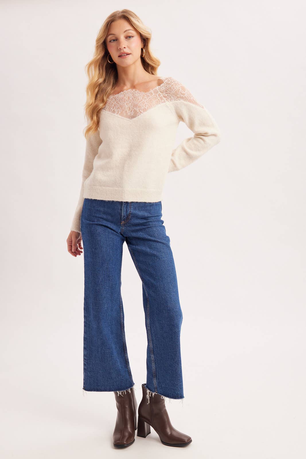 EYELASH LACE TRIMMED KNIT PULLOVER