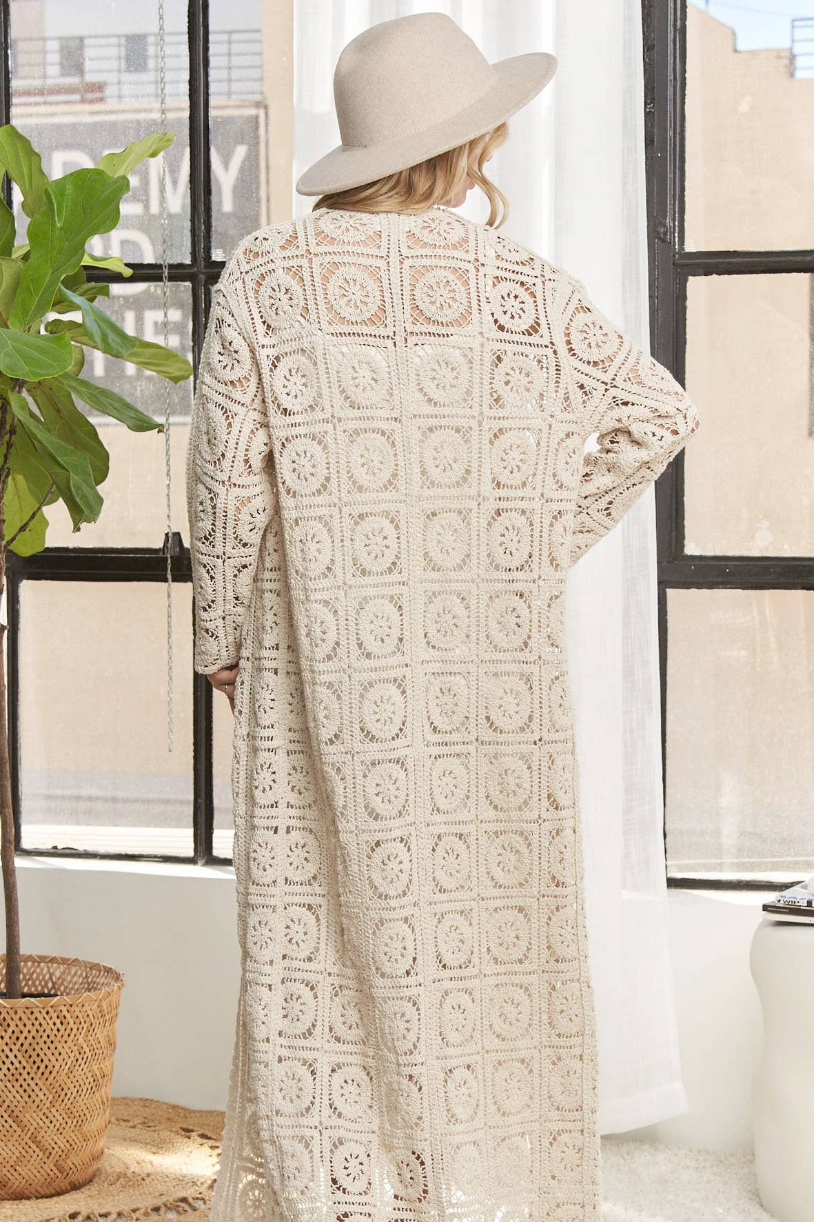 LONG SLEEVES CROCHET CARDIGAN- LESW3831: BEIGE / S-M-L(2-2-2)