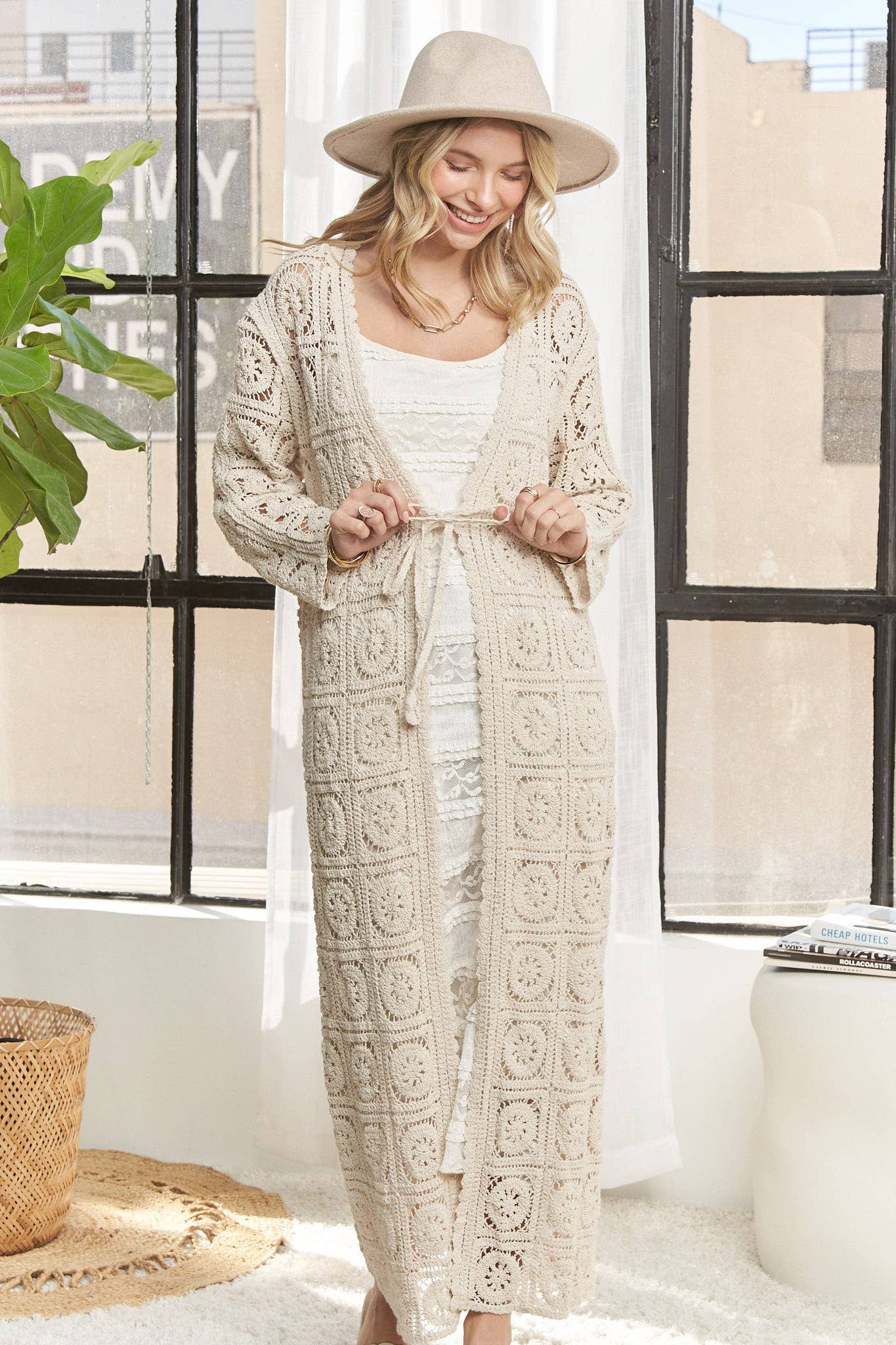 LONG SLEEVES CROCHET CARDIGAN- LESW3831: BEIGE / S-M-L(2-2-2)