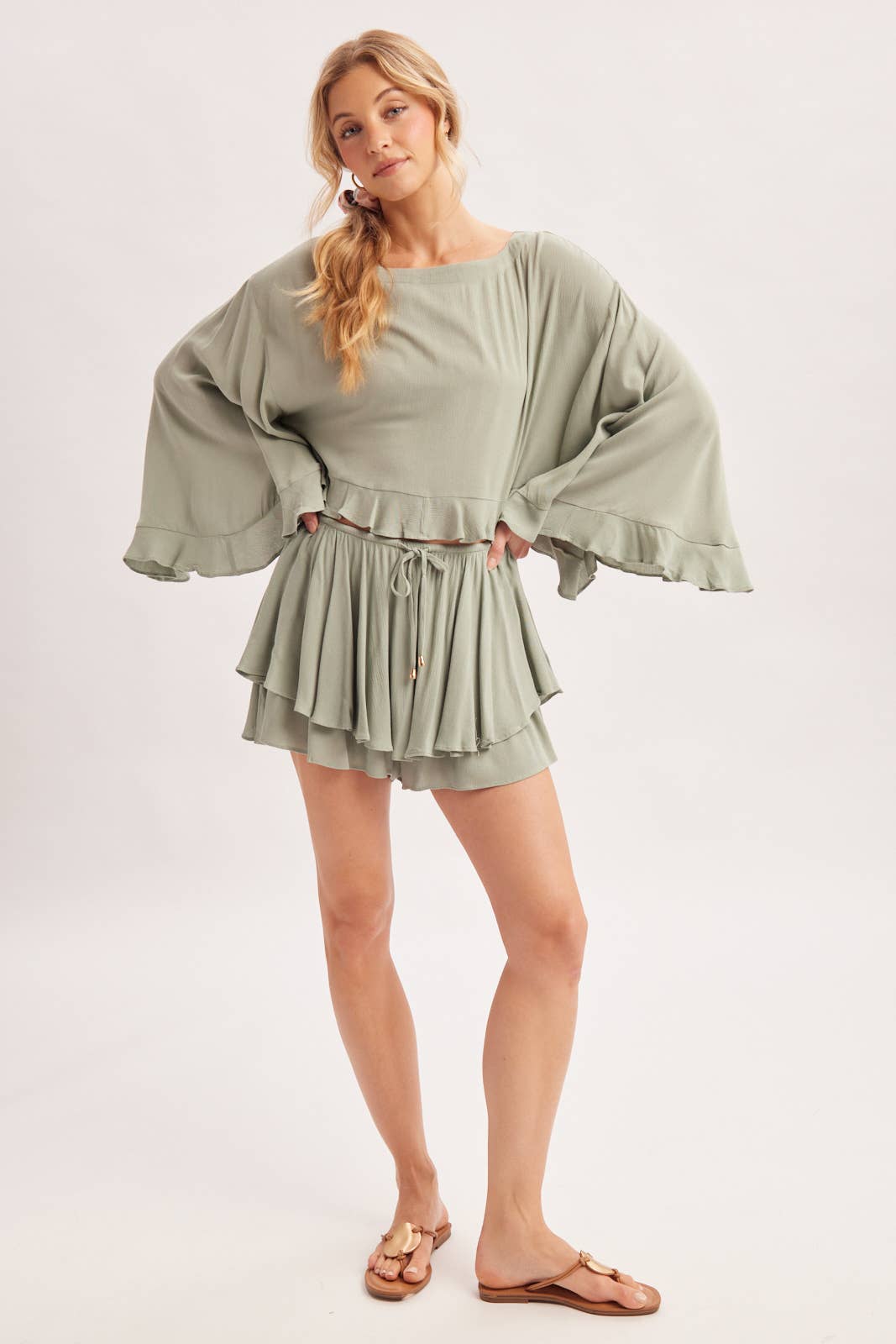 BILLOWY CROPPED OVERSIZED BELL SLEEVE RUFFLE HEM TOP: BIRCH
