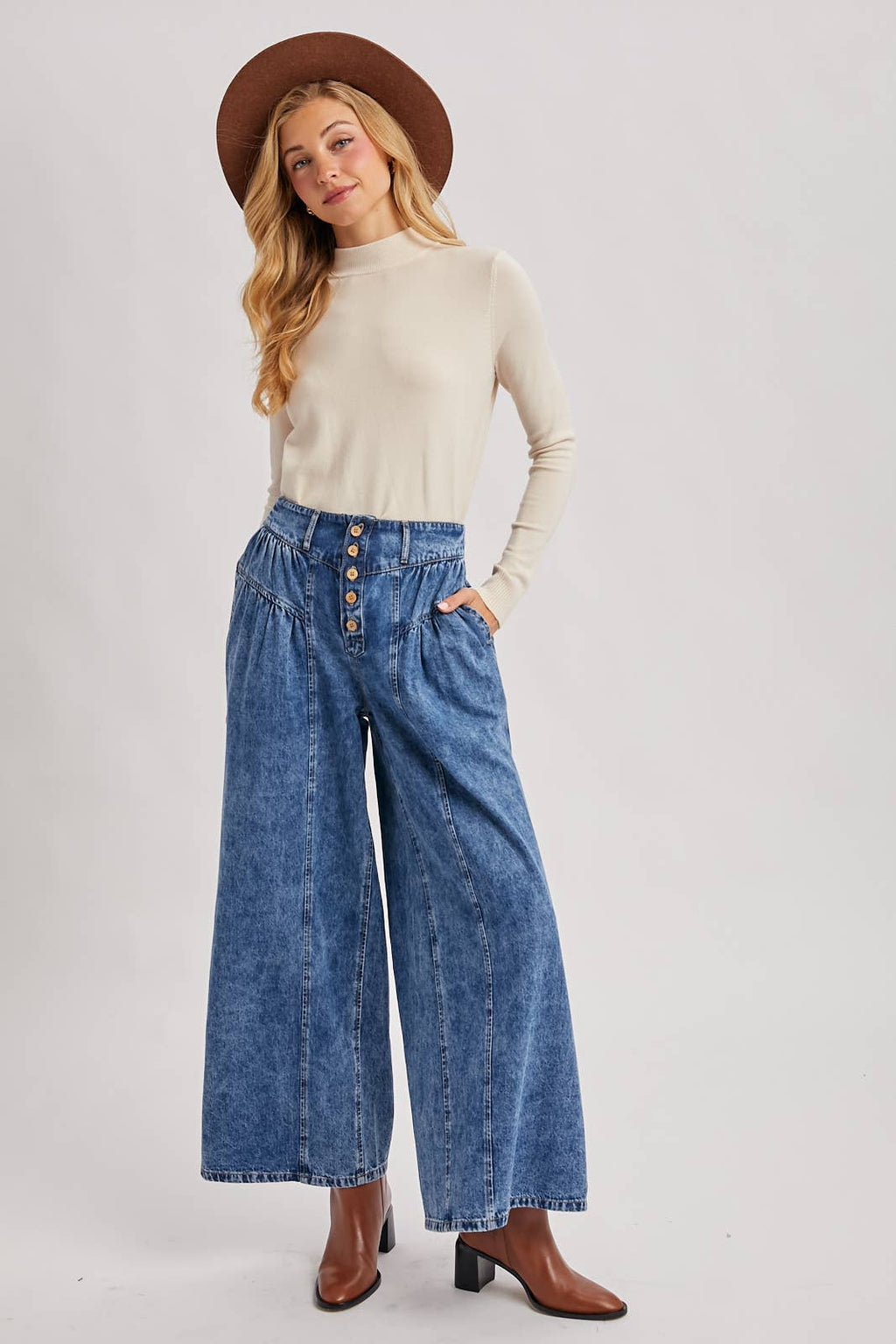 DENIM PLEATED RETRO HIGH-RISE WIDE LEG JEANS: LT.WASH / S