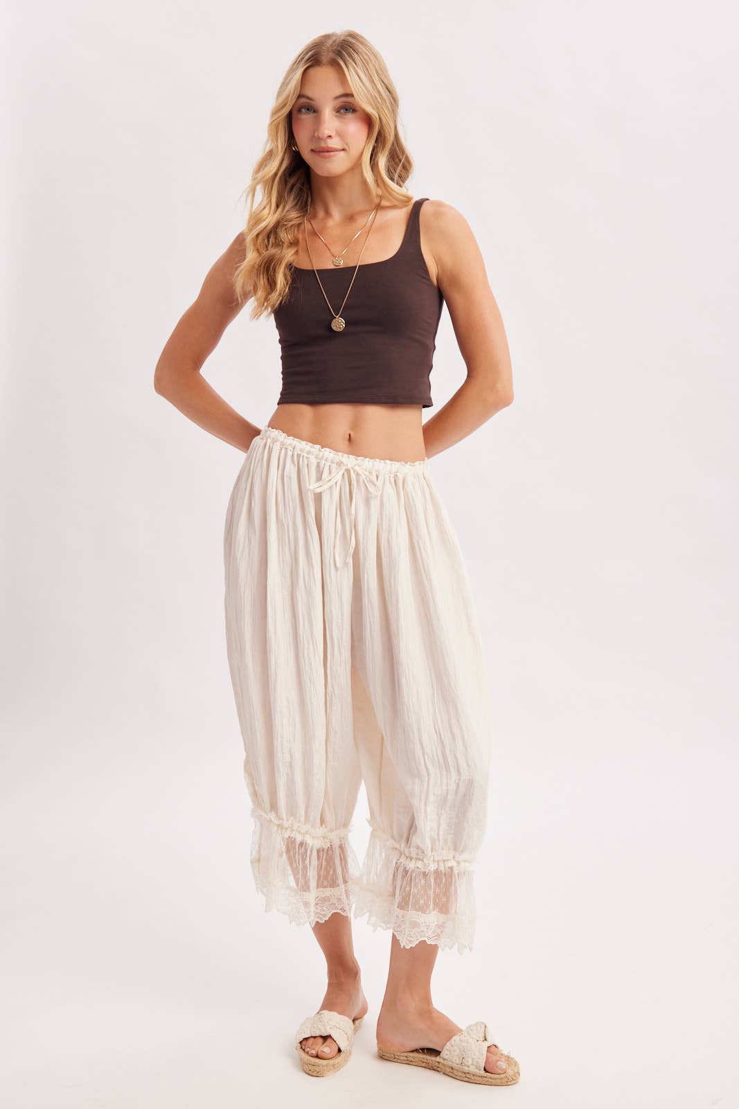 LACE TRIMMED MIDI BLOOMER PANTS: COCO