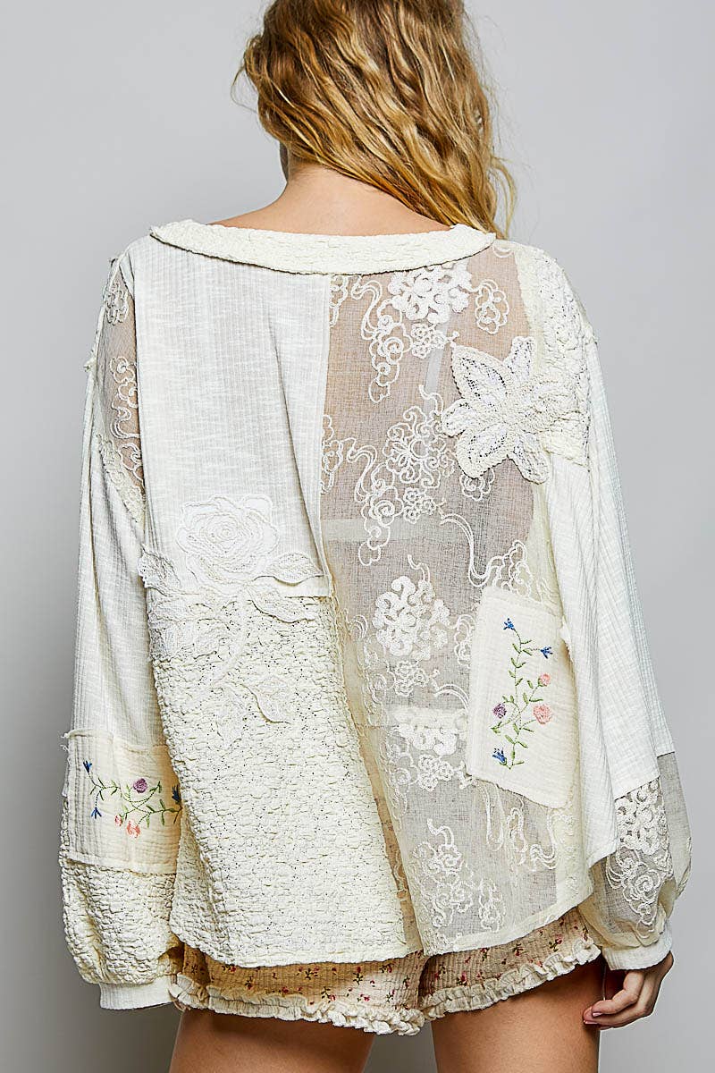 Round Neck Long Sleeve Crochet Embroidered Patch Lace Top: NATURAL / M