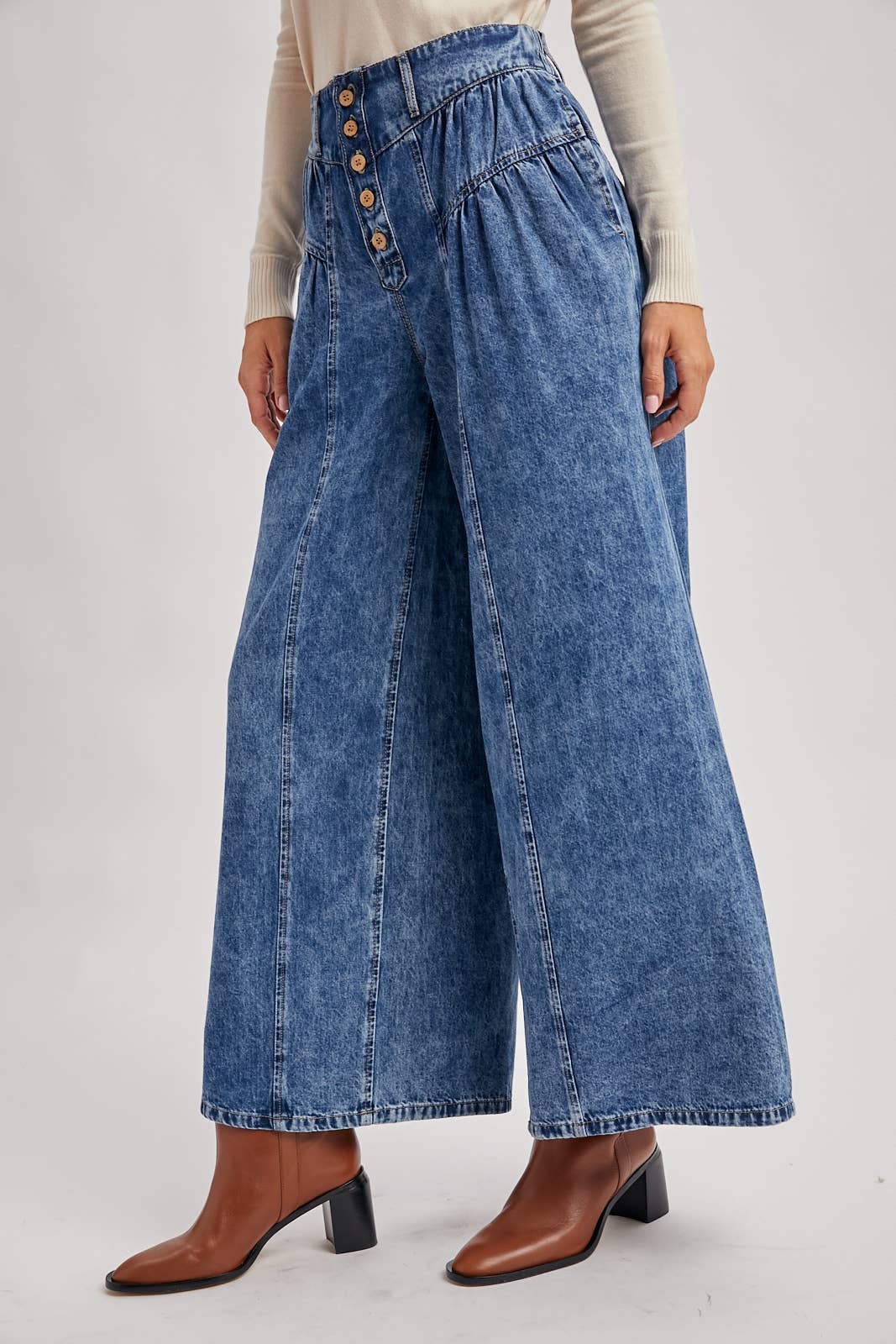 DENIM PLEATED RETRO HIGH-RISE WIDE LEG JEANS: LT.WASH / S