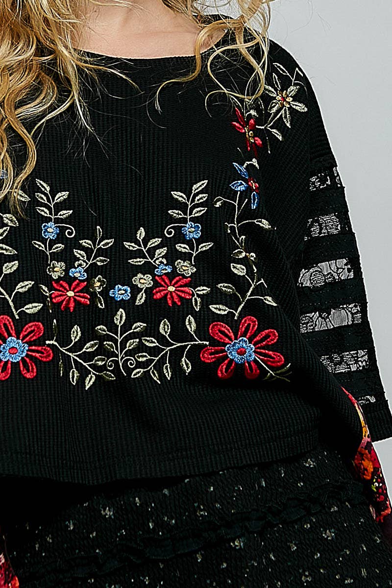 Boho Side Ruffle Detail Floral Embroidery Thermal Top: MINT / M