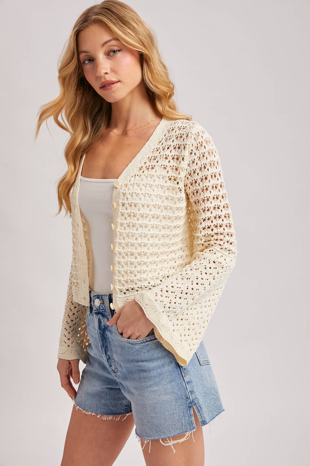 BUTTON DOWN OPEN-KNIT CROCHET CARDIGAN: MOCHA / S