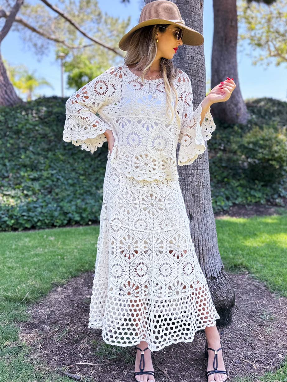 Hexagon Boho Floral Maxi Skirt with Elastic Waistband: Ivory / One Size