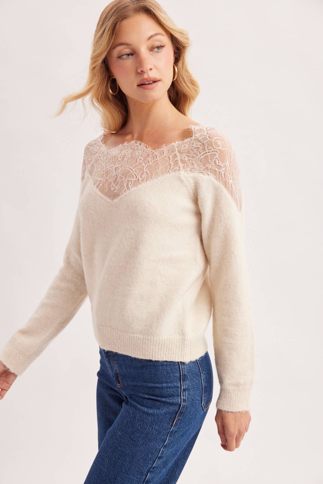 EYELASH LACE TRIMMED KNIT PULLOVER