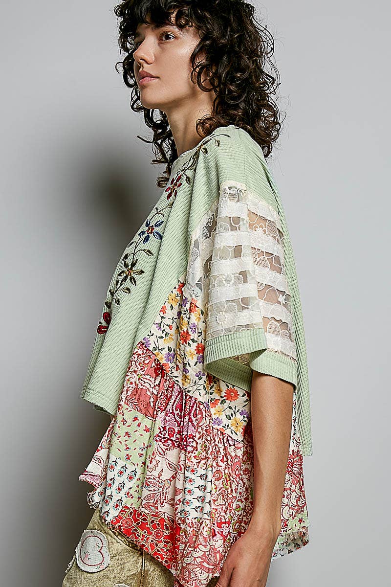 Boho Side Ruffle Detail Floral Embroidery Thermal Top: MINT / S