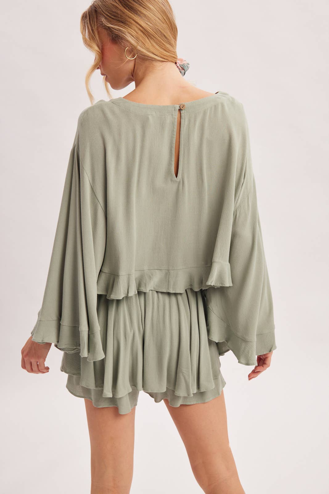 BILLOWY CROPPED OVERSIZED BELL SLEEVE RUFFLE HEM TOP: BIRCH