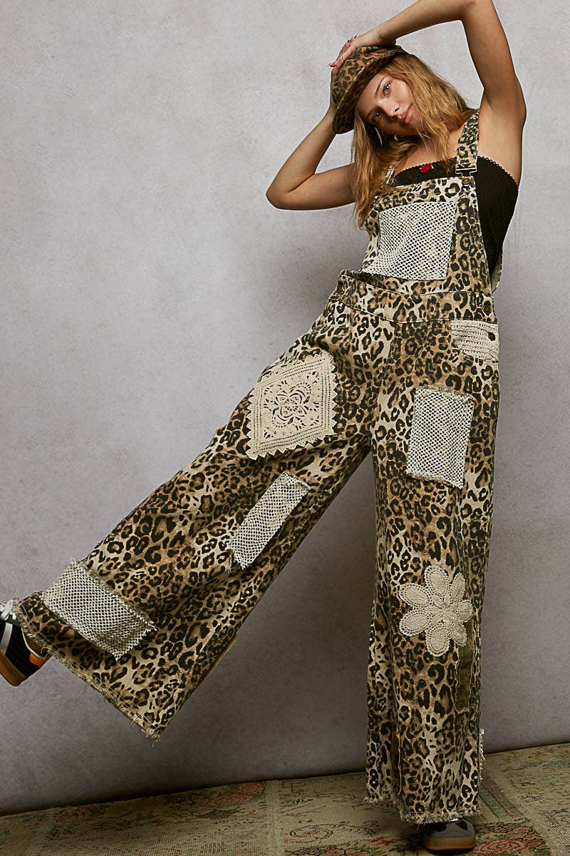 Crochet Contrast Patch Detail Chest Pocket Woven Overalls: ALMOND CAMO / L