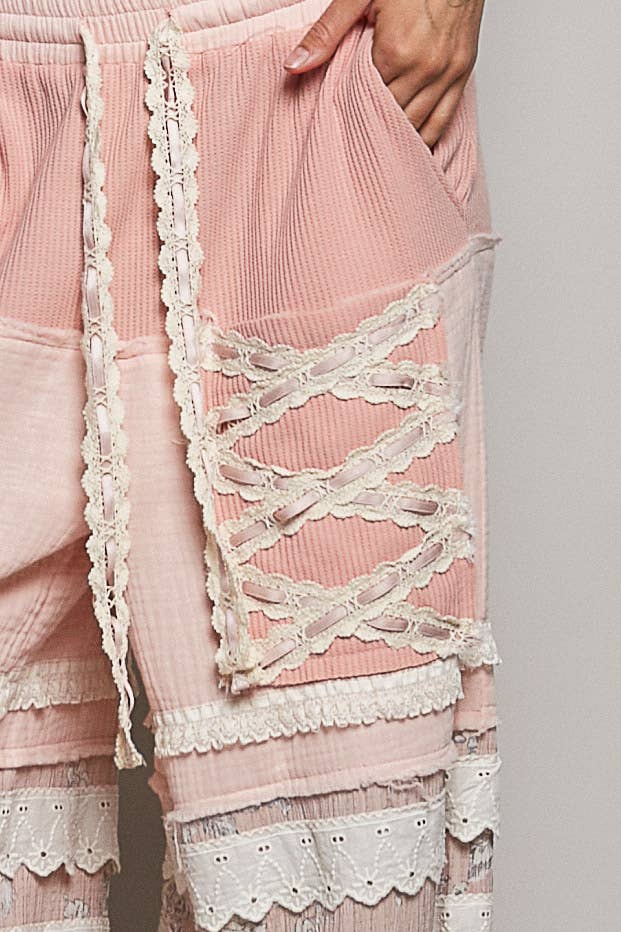 Double Gauze Trim Floral Patch Waistband Jogger Pants: Pink
