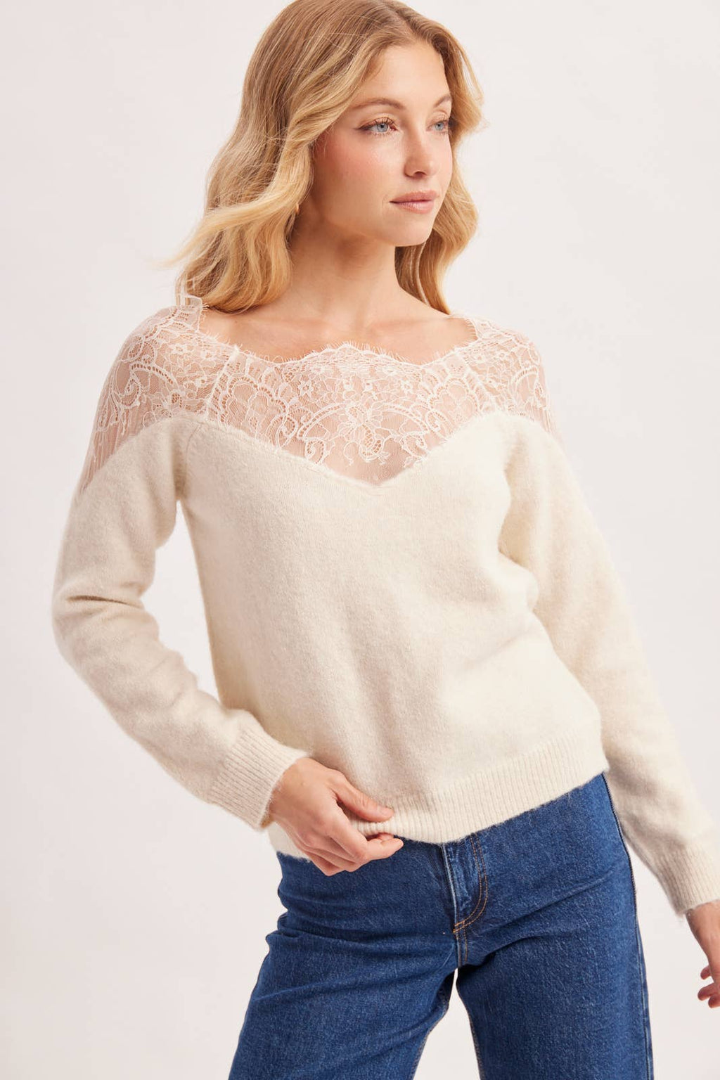 EYELASH LACE TRIMMED KNIT PULLOVER
