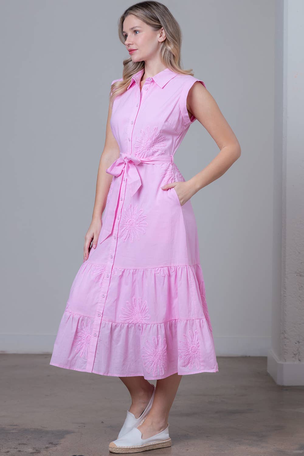 HD30551T-APPLIQUE TIERED SKIRT MIDI DRESS : Pink / Contemporary / L