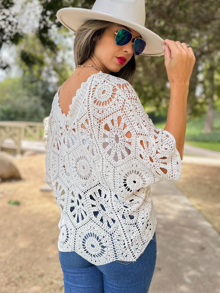 Hexagon Boho Floral Pattern V-Neck Dolman Sleeve Crochet Top: Ivory / One Size