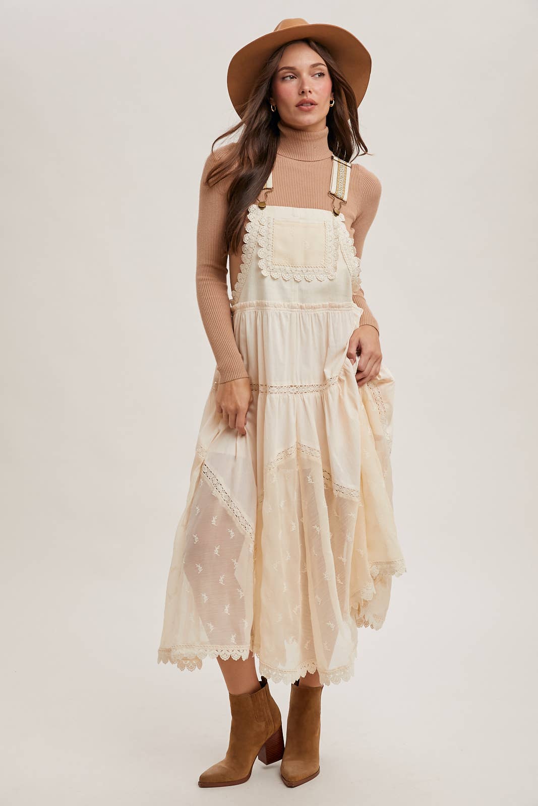 LACE EMBROIDERED TULLE BIB MAXI DRESS: ASH