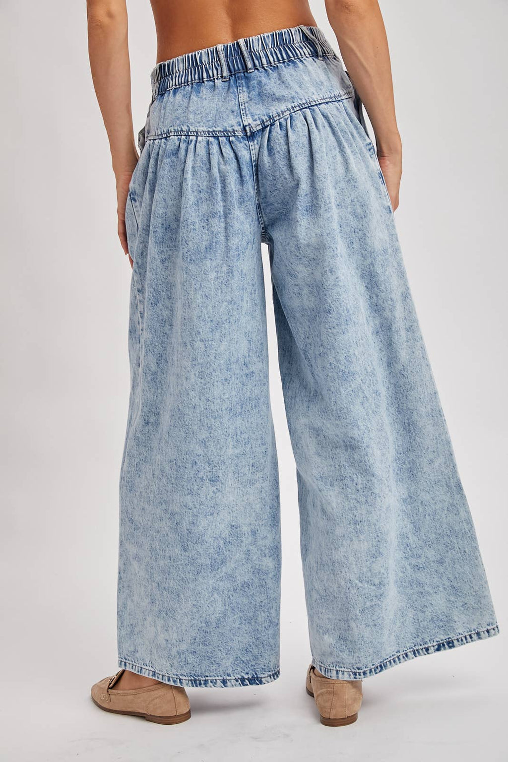 DENIM PLEATED RETRO HIGH-RISE WIDE LEG JEANS: LT.WASH / S