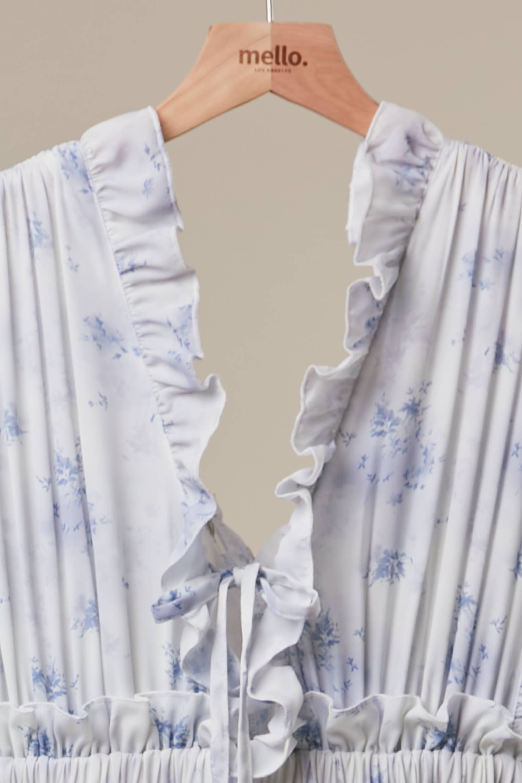 Ruffle Tiered Maxi Dress: Ivory / M