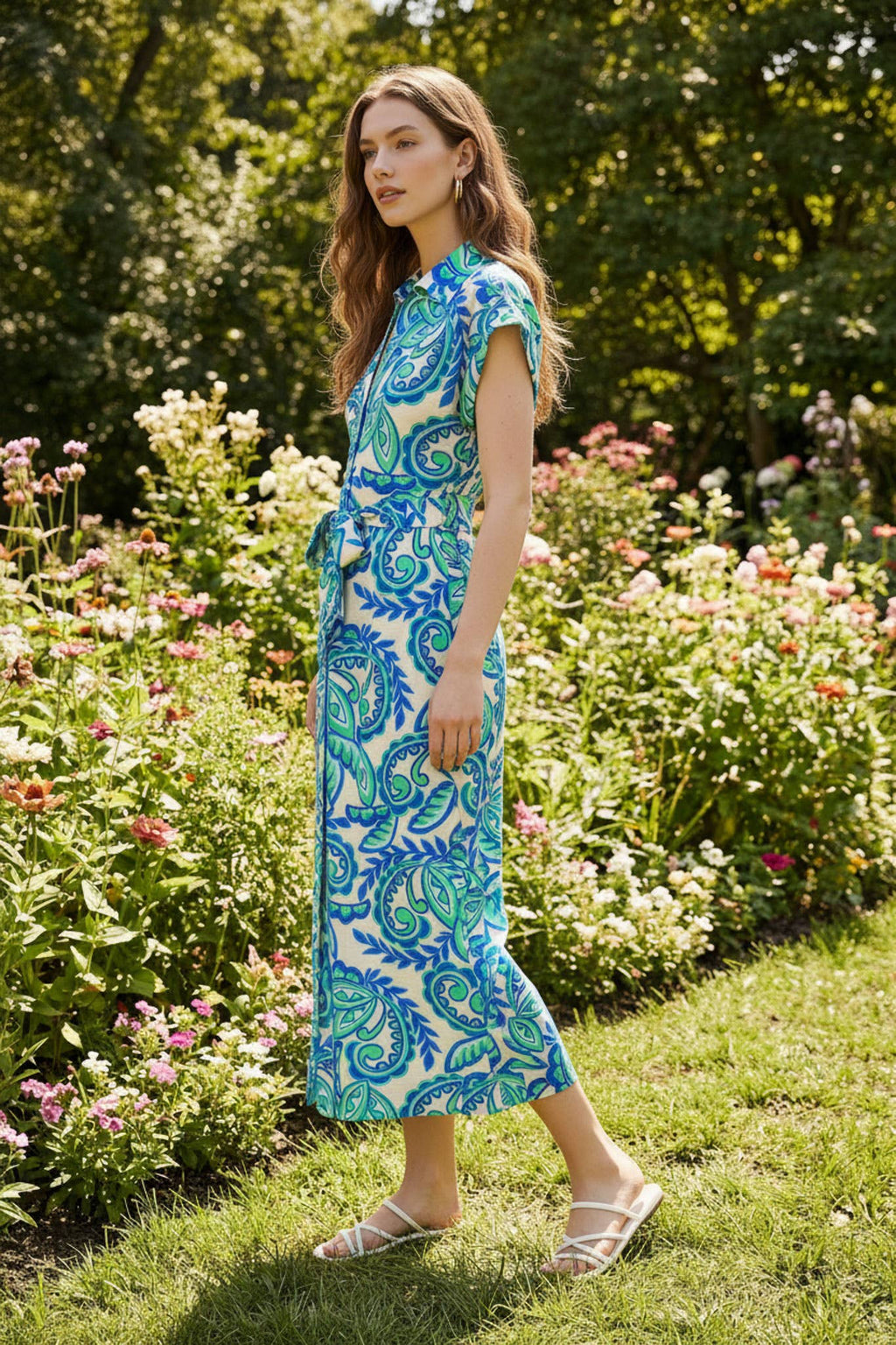 PD20702T-SHORT SLEEVE PAISLEY PRINT BUTTON DOWN MIDI DRESS: Blue Multi / Contemporary