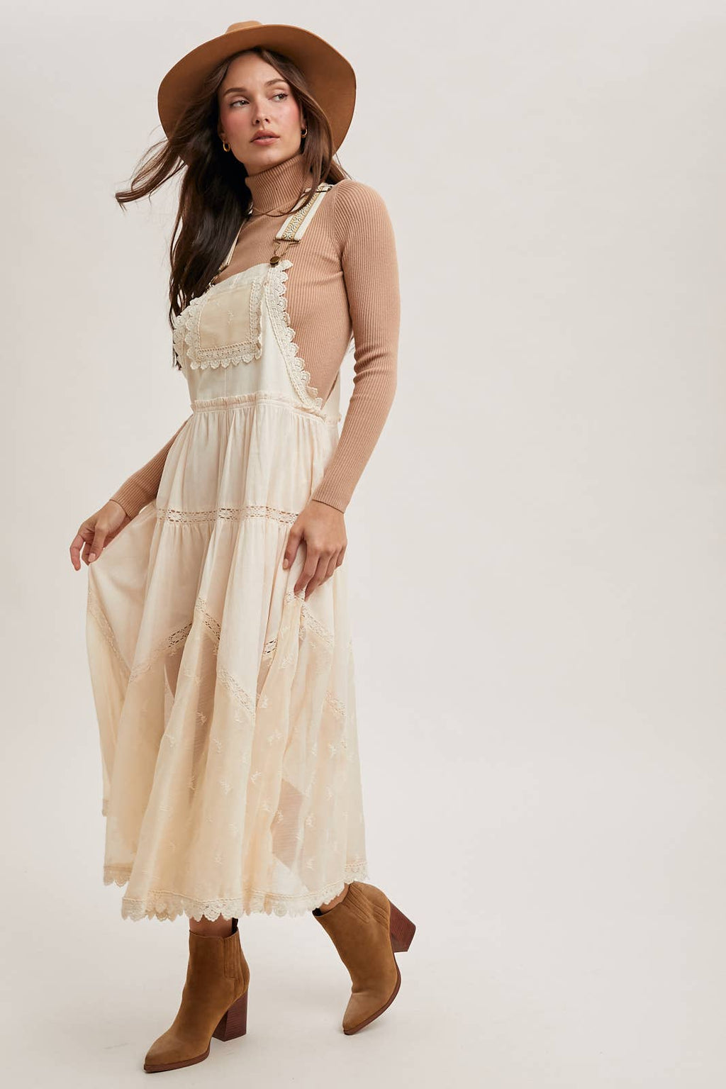 LACE EMBROIDERED TULLE BIB MAXI DRESS: ASH