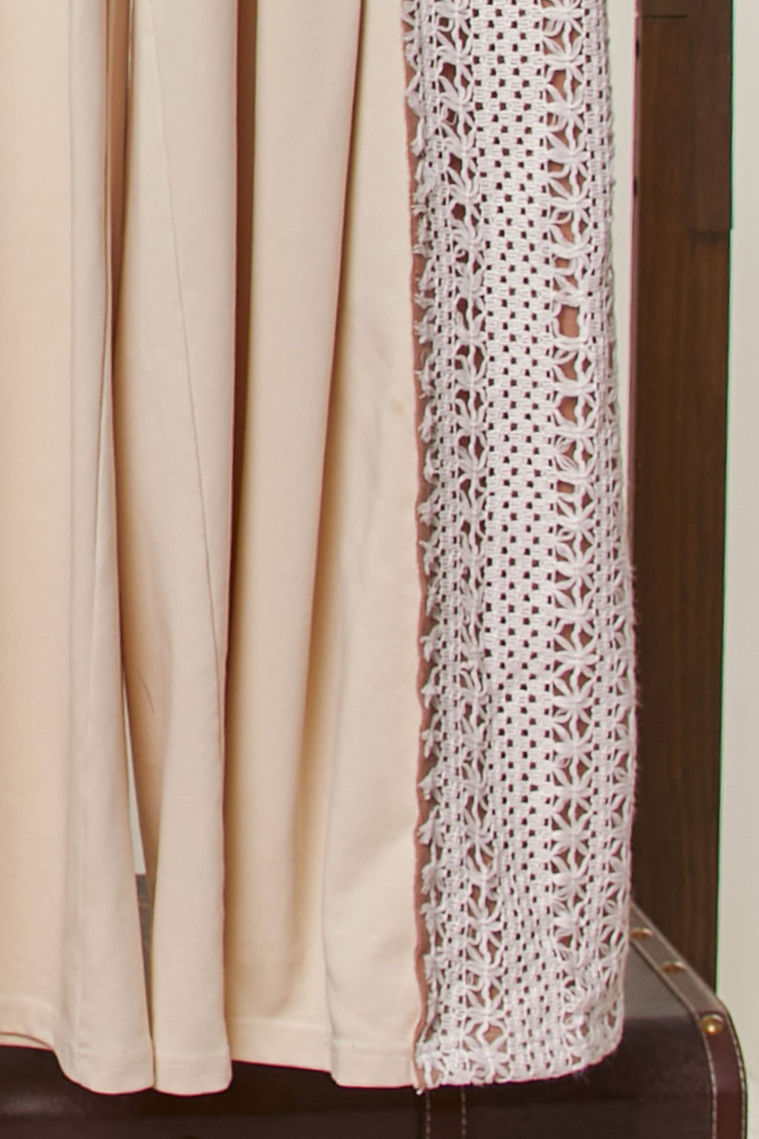 Lace Accents Patchwork Maxi Pants: Olive-Multi / L