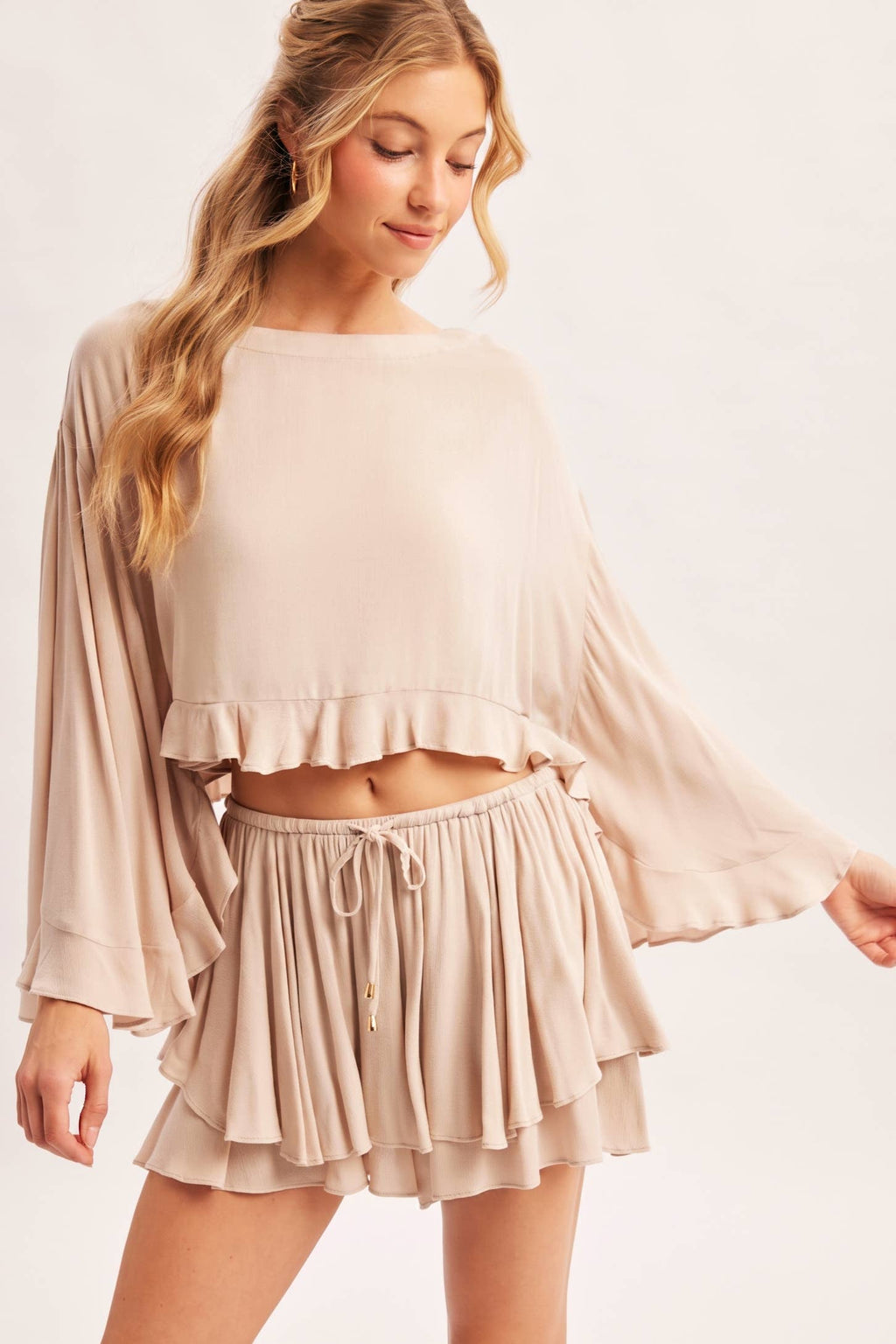 BILLOWY CROPPED OVERSIZED BELL SLEEVE RUFFLE HEM TOP: BIRCH