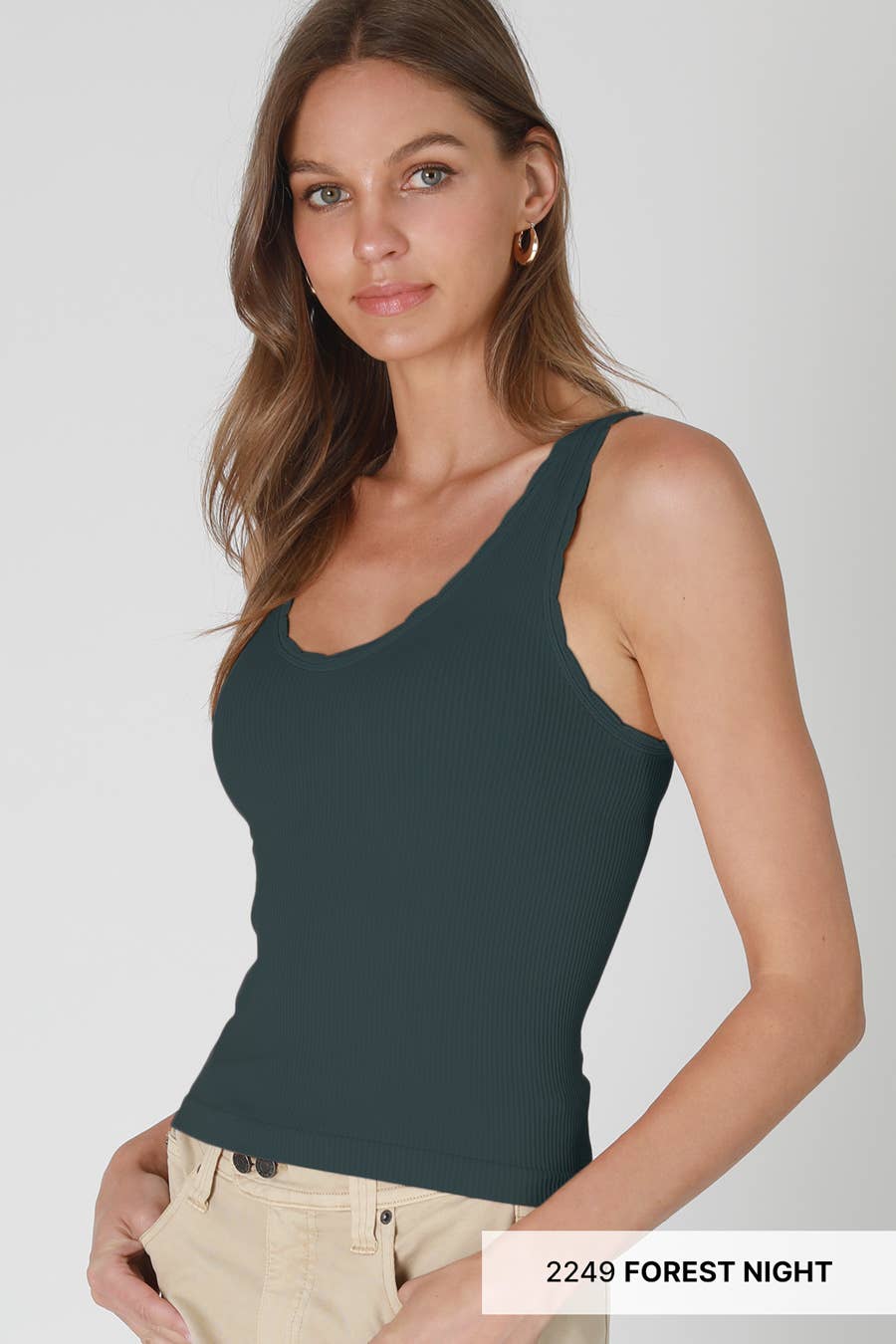 NS8467 - Reversible Scallop Edge Tank Top: 6 Black