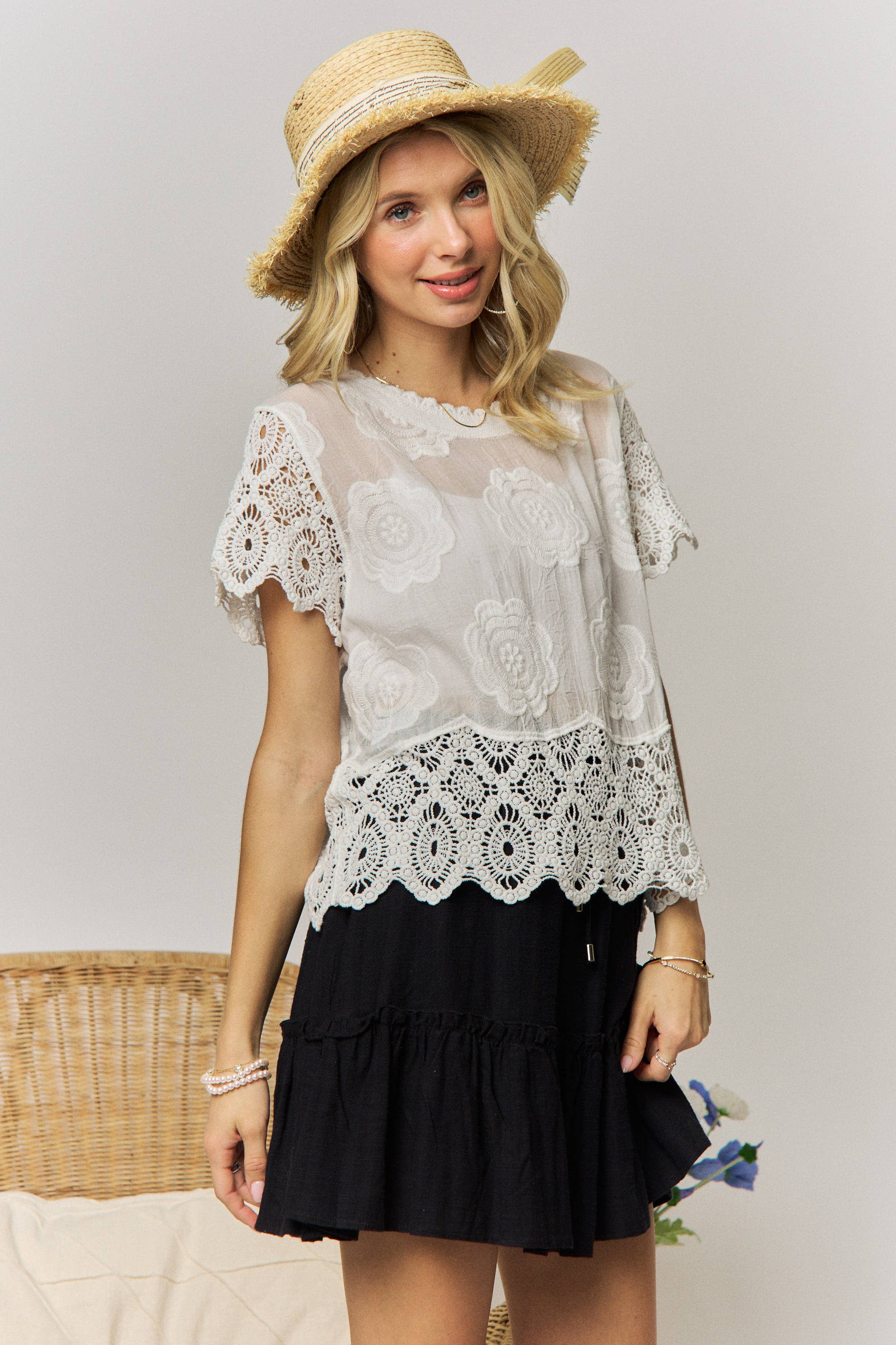 LACE SLEEVE COTTON TOP- LET4268: Beige / ONESIZE(6)