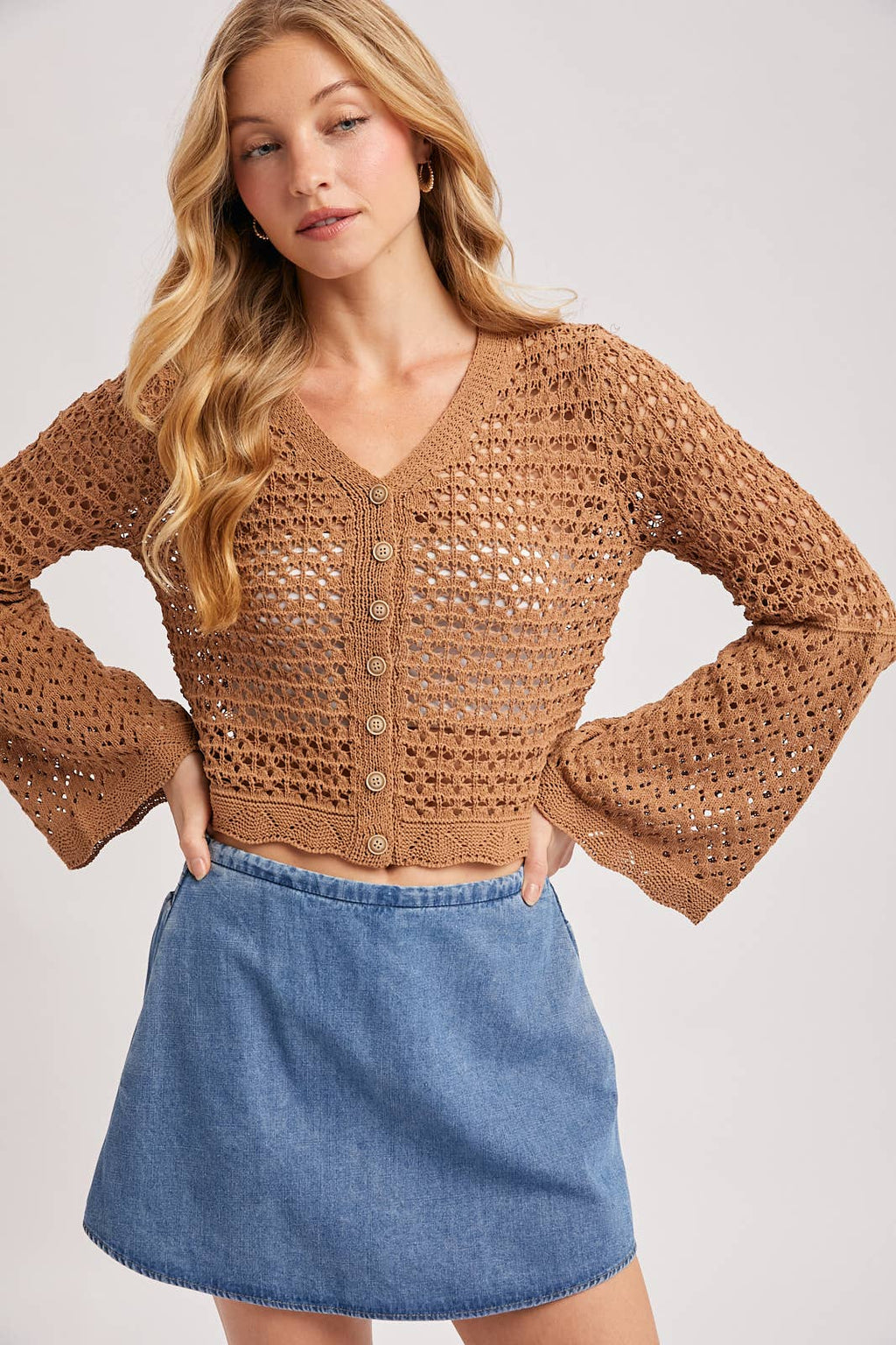 BUTTON DOWN OPEN-KNIT CROCHET CARDIGAN: MOCHA / L