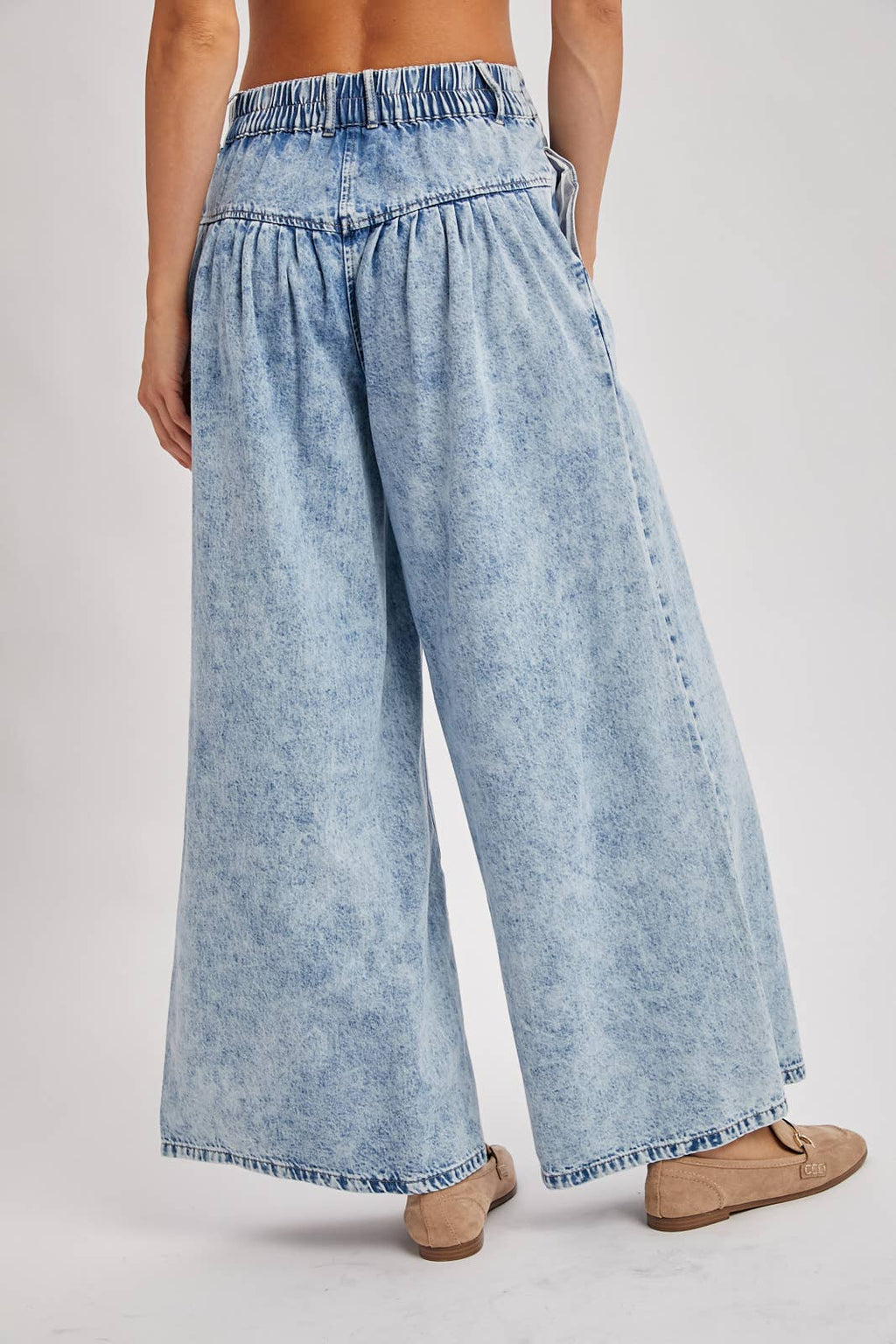DENIM PLEATED RETRO HIGH-RISE WIDE LEG JEANS: LT.WASH / S