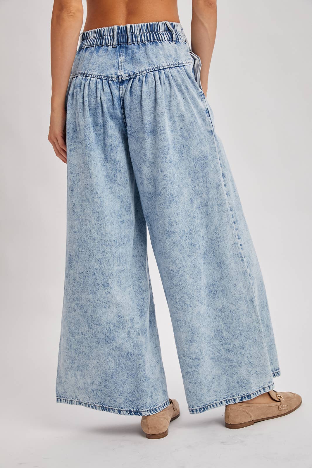 DENIM PLEATED RETRO HIGH-RISE WIDE LEG JEANS: LT.WASH / S