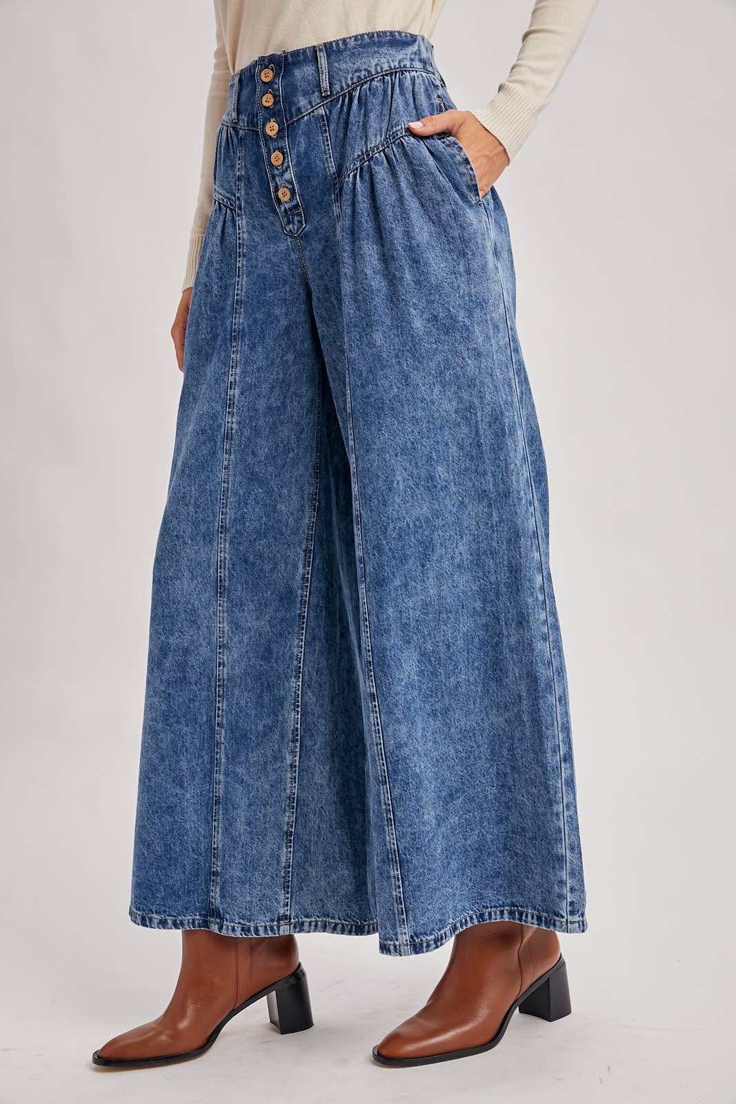 DENIM PLEATED RETRO HIGH-RISE WIDE LEG JEANS: LT.WASH / S