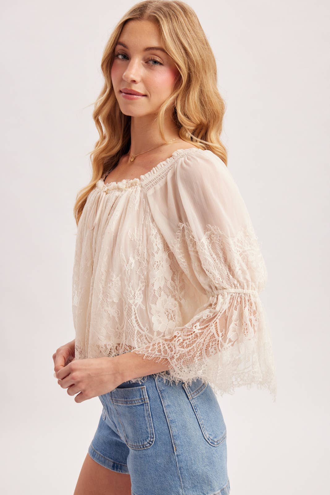 WIDE NECK RUFFLED EYELASH LACE BLOUSE - EASTER DAY: MAUVE / S