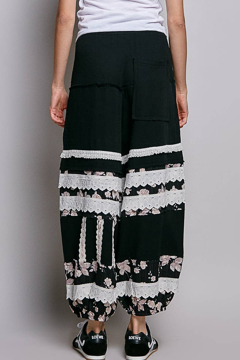 Double Gauze Trim Floral Patch Waistband Jogger Pants: Pink