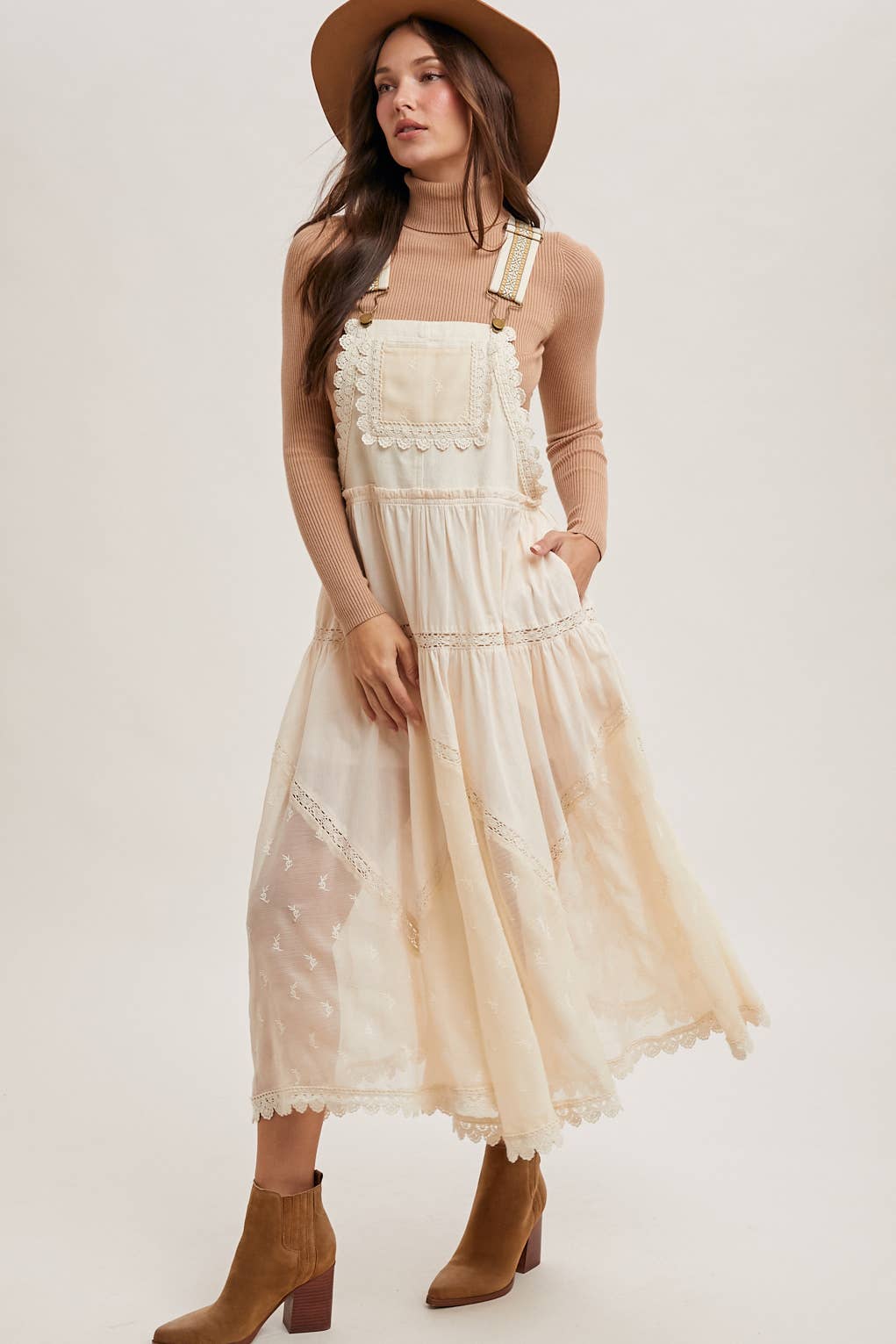 LACE EMBROIDERED TULLE BIB MAXI DRESS: ASH
