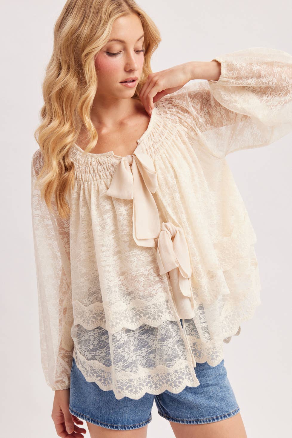 LAYERED LACE TIE-FRONT CLOSURES 2-WAY BLOUSE - EASTER DAY: ECRU / M/L