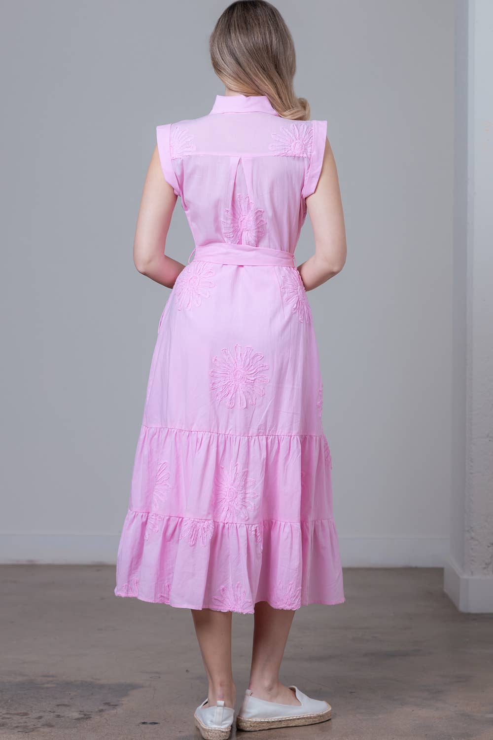 HD30551T-APPLIQUE TIERED SKIRT MIDI DRESS : Pink / Contemporary / L
