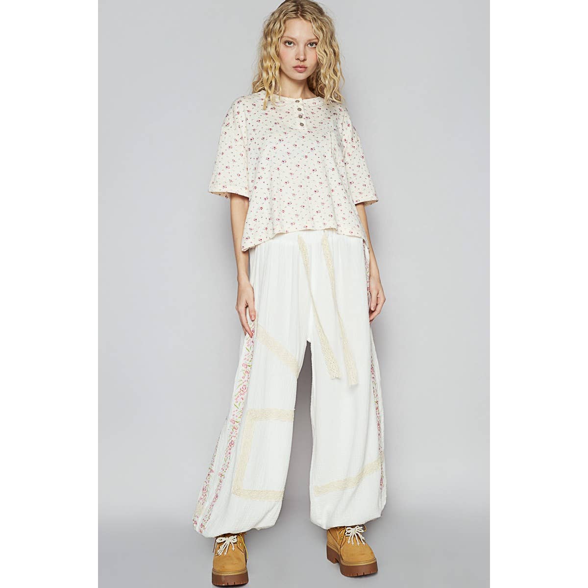 Vintage Washed Embroidery Trim Point Jogger Pants: NAVY CHARCOAL / S