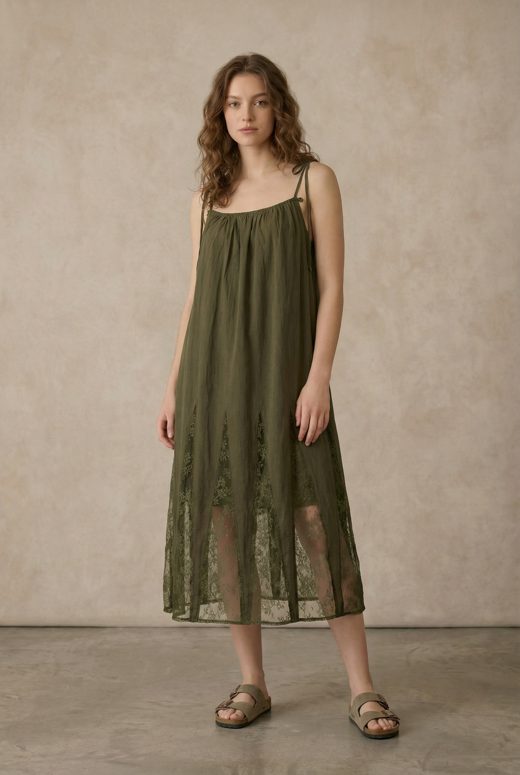 PRINT EMBROIDERED SLEEVESLESS ELASTICE MIDI DRESS: Olive / L