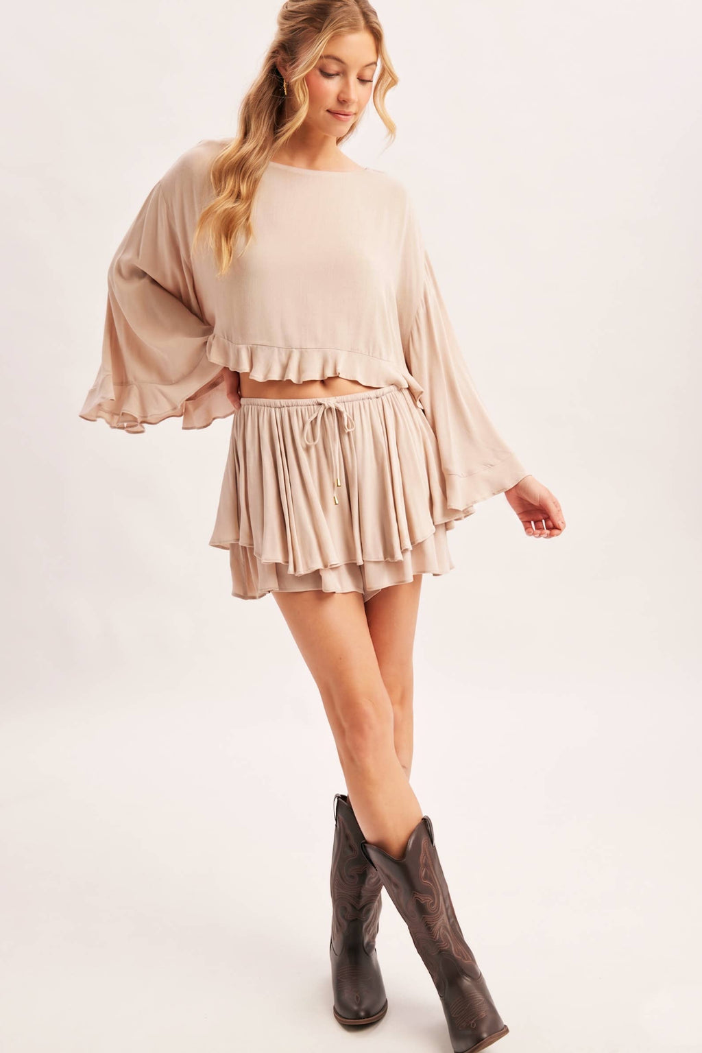 BILLOWY CROPPED OVERSIZED BELL SLEEVE RUFFLE HEM TOP: BIRCH
