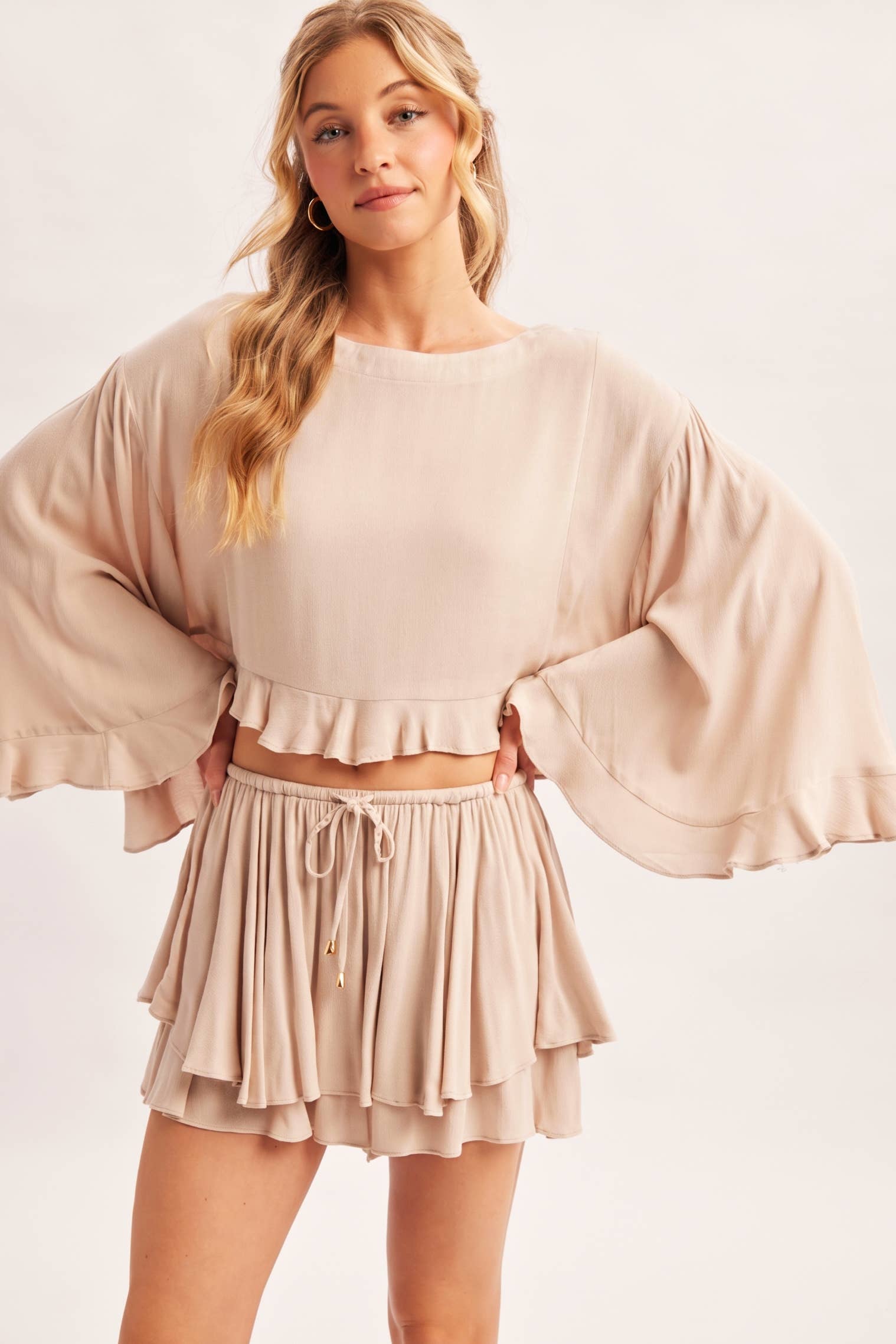 BILLOWY CROPPED OVERSIZED BELL SLEEVE RUFFLE HEM TOP: BIRCH