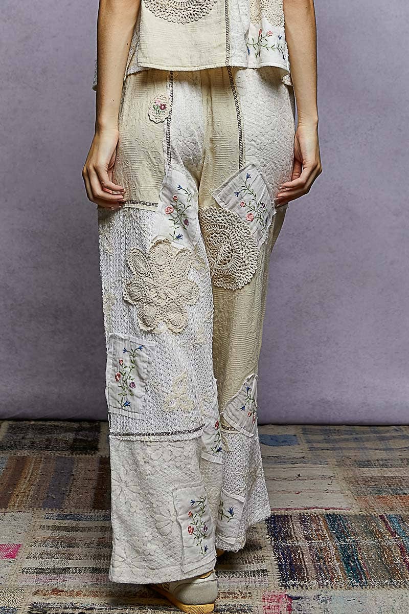 Solid Lace Patch Detail Woven Pants: CHOCO STRIPE