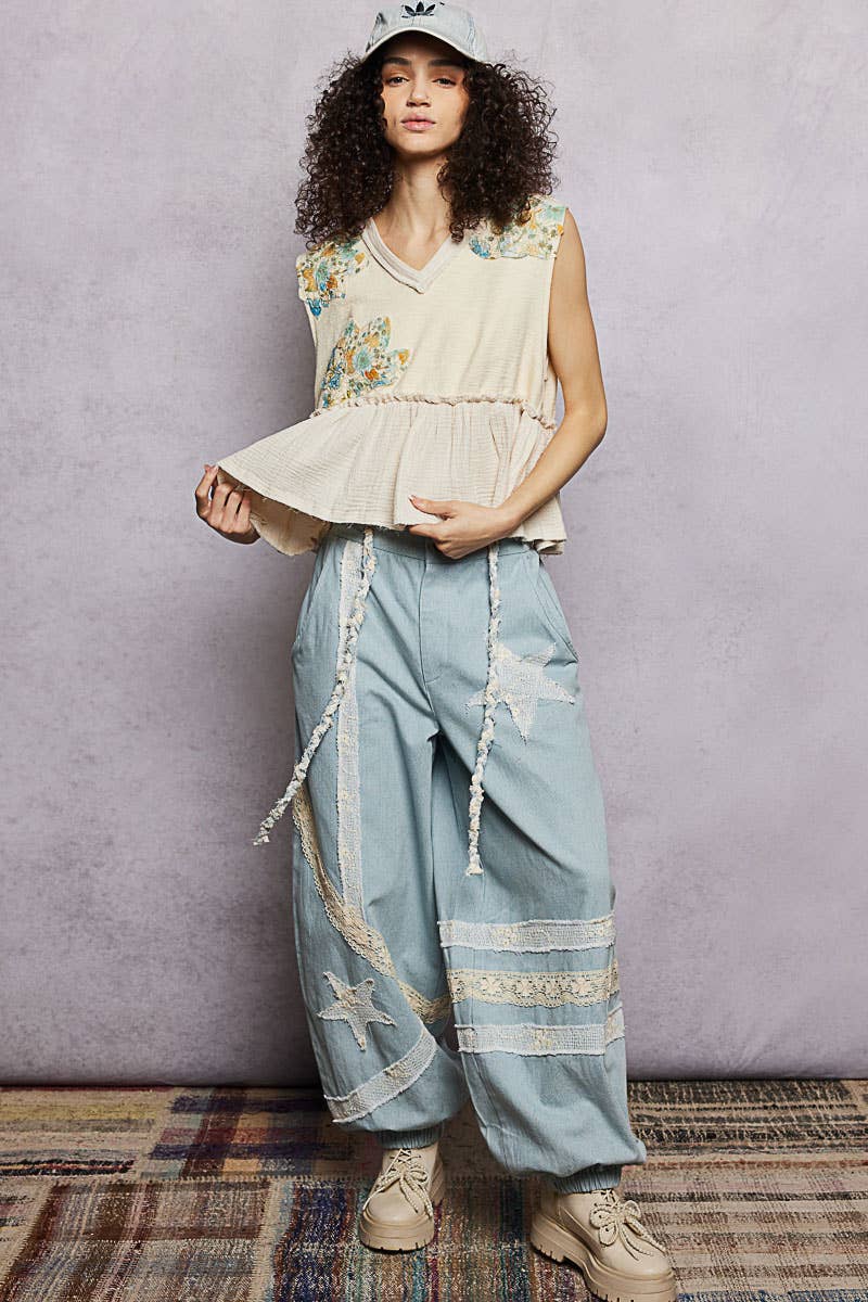 Boho Floral Patch V-Neck Sleeveless Top: NATURAL