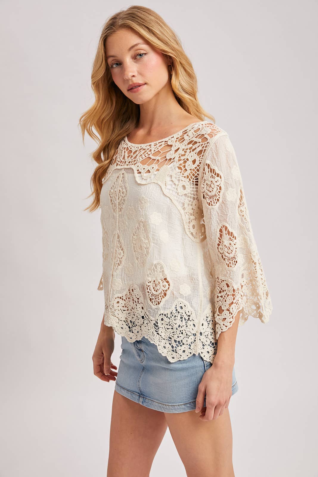 BOHO SHEER CROCHET 3/4 SLEEVED TOP - EASTER DAY: NATURAL / M