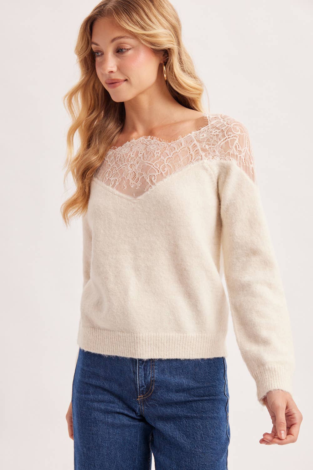 EYELASH LACE TRIMMED KNIT PULLOVER